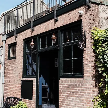 De Edelsmederij Bed & Breakfast *